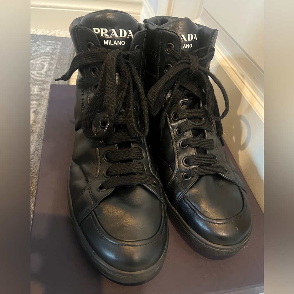Men’s Prada boots black size 10 only for pick up at San Antonio TX - Picture 4 of 12